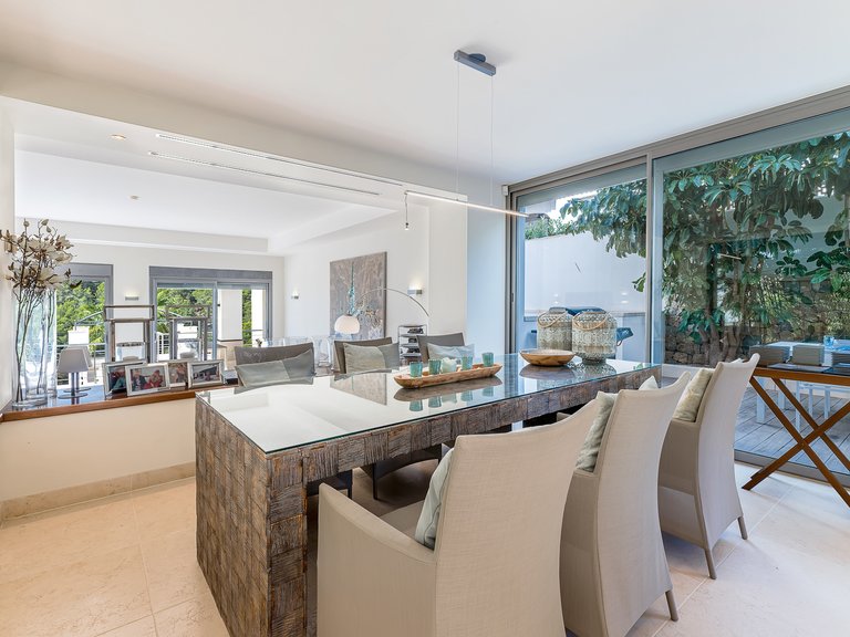 Villa for Sale in Costa D'en Blanes / Costa D'en Blanes, Balearic Islands 10