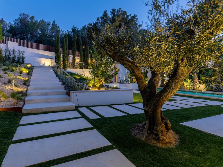 Villa for Sale in Bendinat, Balearic Islands 5