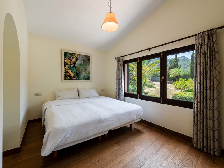 Country House for Sale in S´arraco, Balearic Islands 23