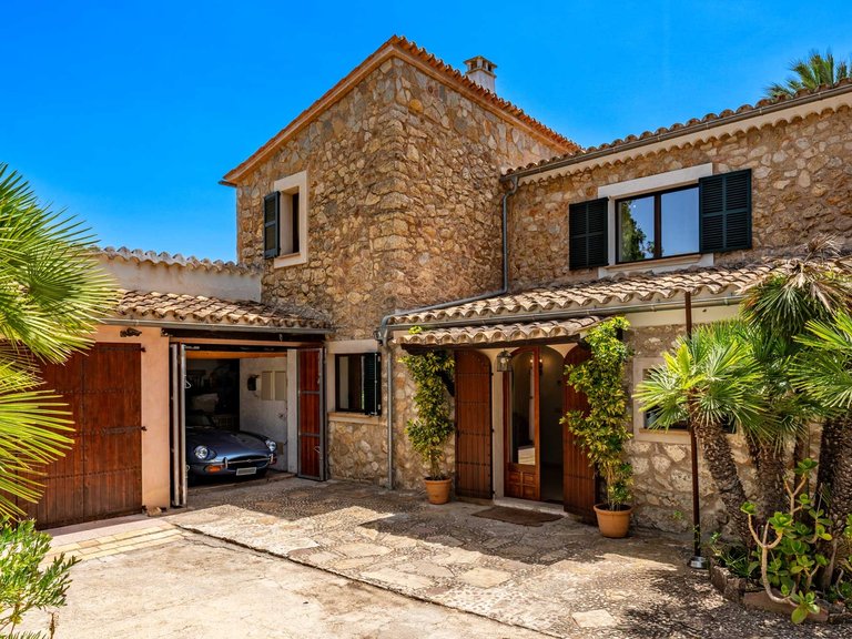 Country House for Sale in S´arraco, Balearic Islands 24