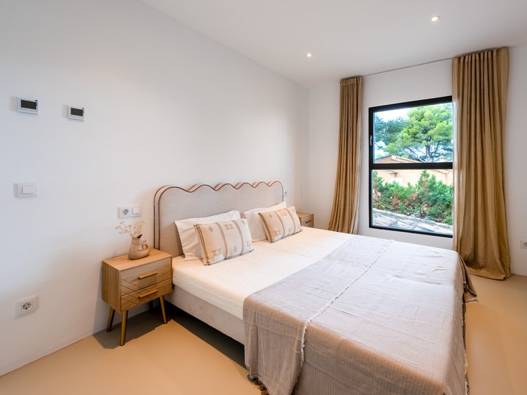 Villa for Sale in Santa Ponsa, Balearic Islands 13