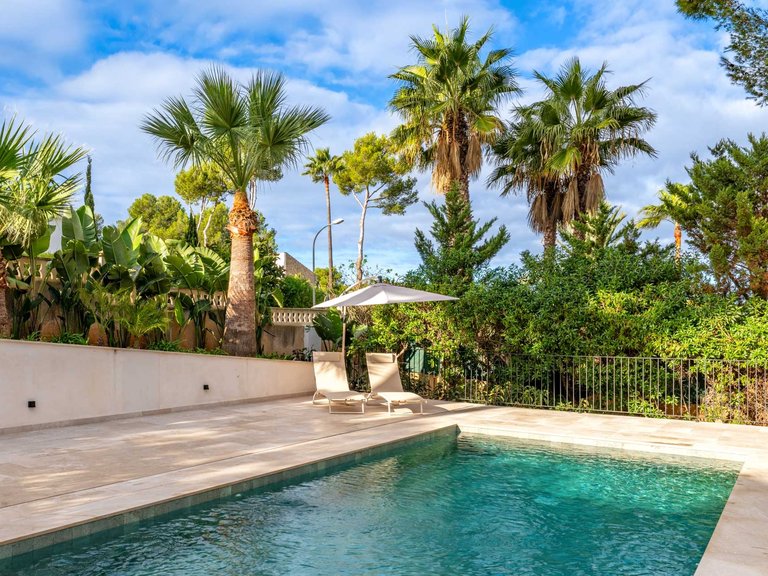 Villa for Sale in Santa Ponsa, Balearic Islands 2
