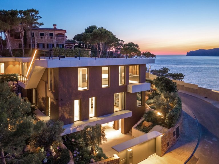 Villa for Sale in Santa Ponsa, Balearic Islands 28