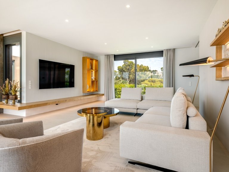 Villa for Sale in Santa Ponsa, Balearic Islands 12