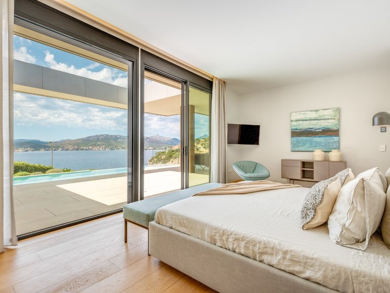 Villa for Sale in Santa Ponsa, Balearic Islands 19