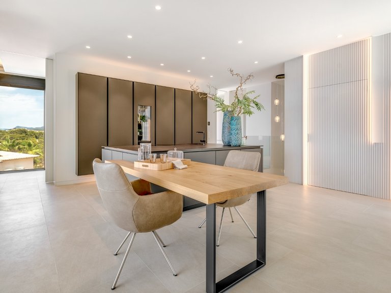 Villa for Sale in Santa Ponsa, Balearic Islands 9