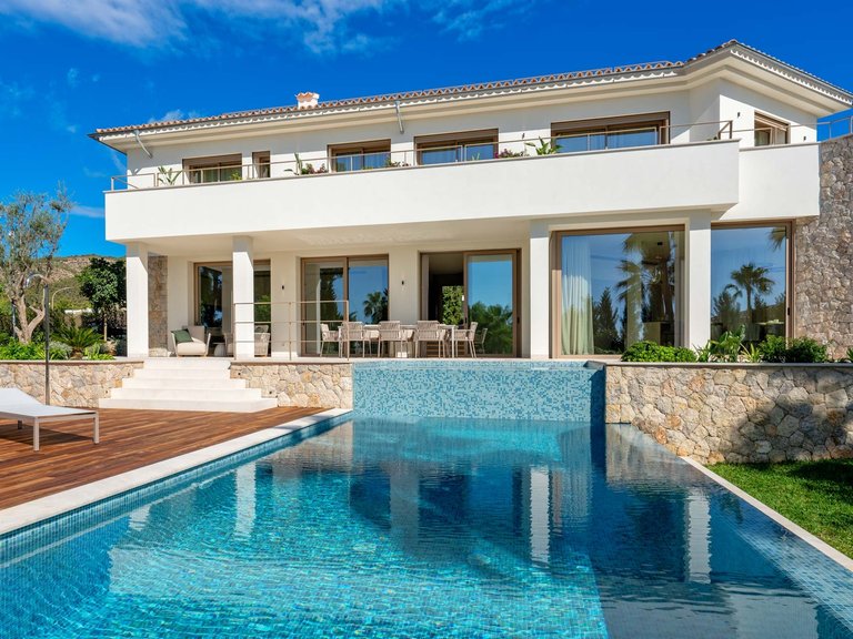 Villa for Sale in Bendinat, Balearic Islands 1