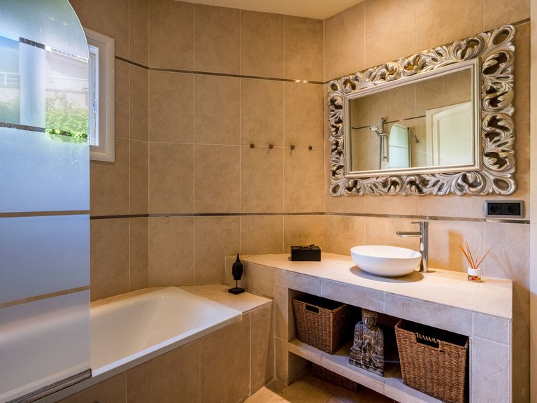 Villa for Sale in Costa D'en Blanes, Balearic Islands 10