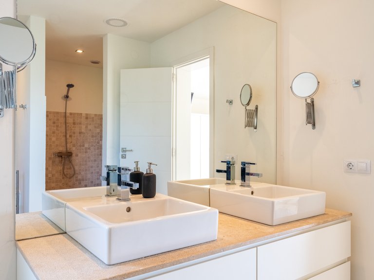 Villa for Sale in Santa Ponsa, Balearic Islands 14