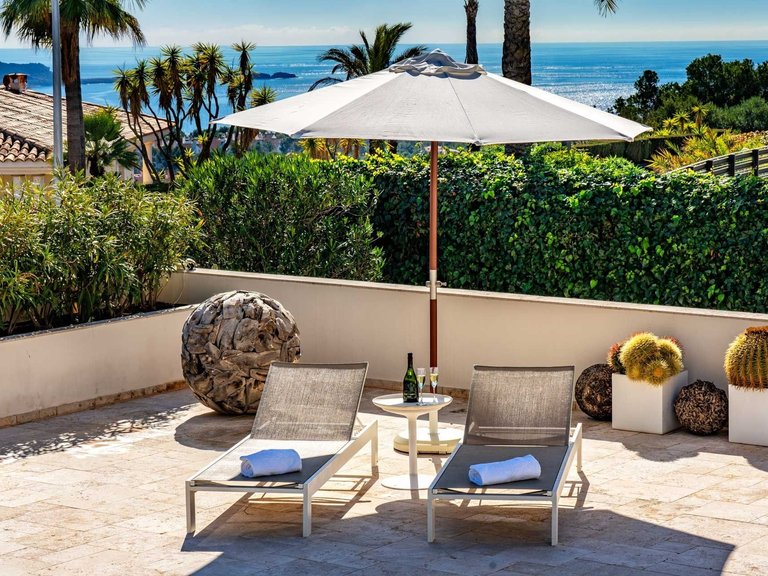 Villa for Sale in Santa Ponsa, Balearic Islands 4