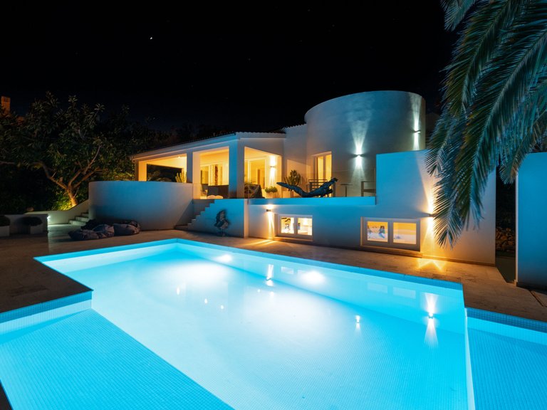 Villa for Sale in Santa Ponsa, Balearic Islands 26