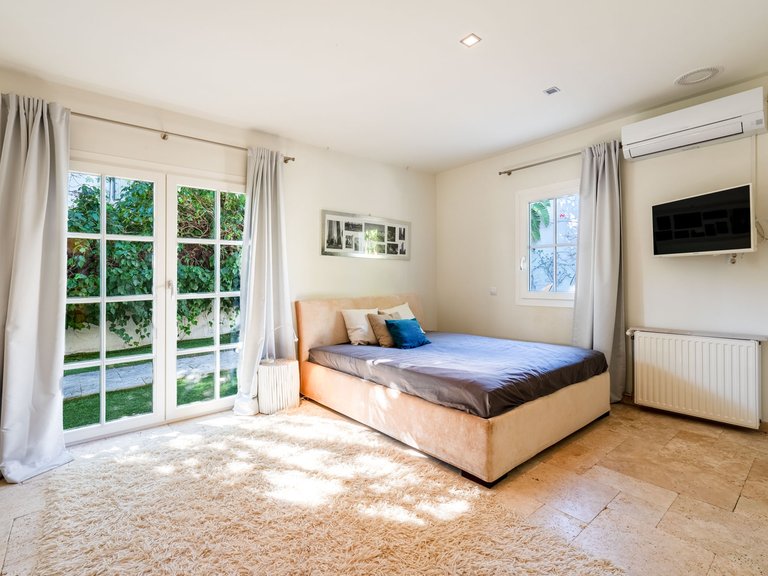 Villa for Sale in Santa Ponsa, Balearic Islands 16
