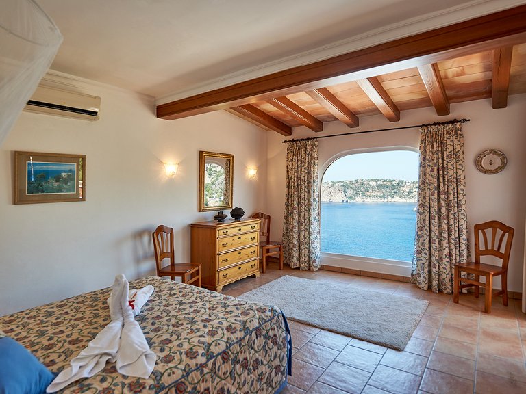 Villa for Sale in Port D'andratx, Balearic Islands 8