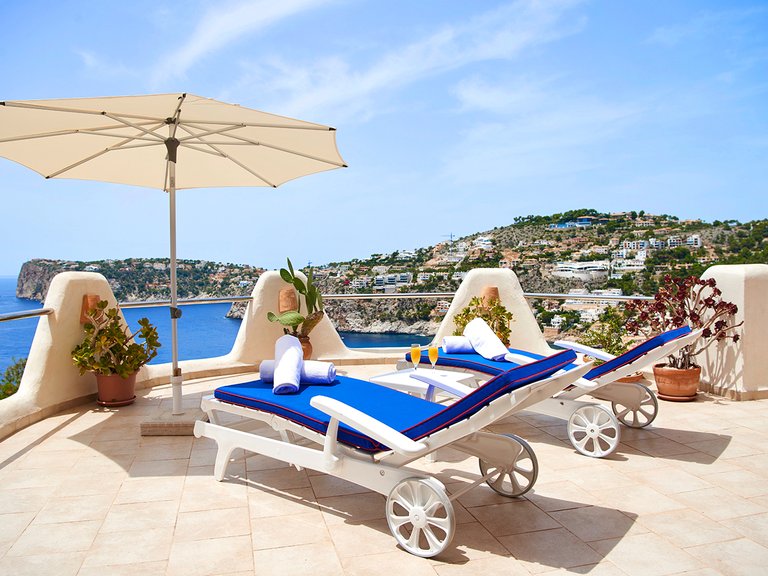 Apartment for Sale in Port D'andratx, Balearic Islands 2