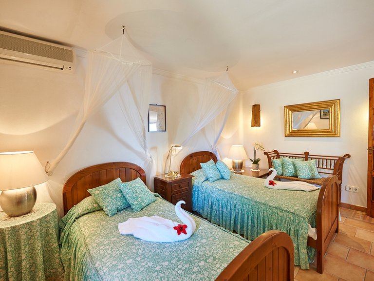 Apartment for Sale in Port D'andratx, Balearic Islands 10