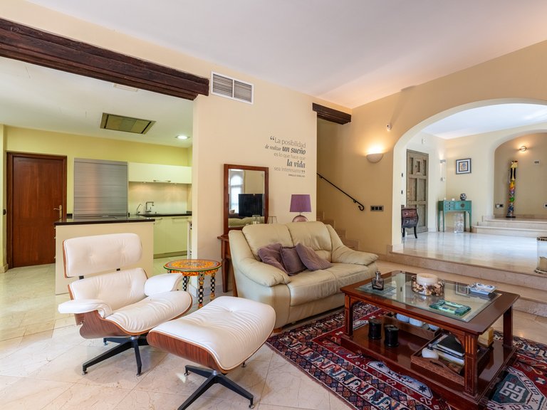 Villa for Sale in Santa Ponsa, Balearic Islands 8