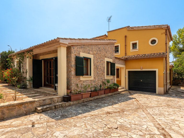 Villa for Sale in Santa Ponsa, Balearic Islands 21