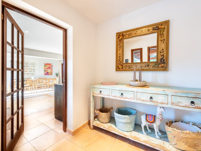 Villa for Sale in Santa Ponsa, Balearic Islands 11