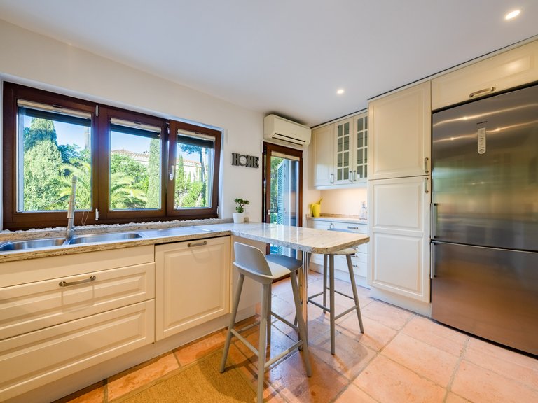 Villa for Sale in Santa Ponsa, Balearic Islands 10