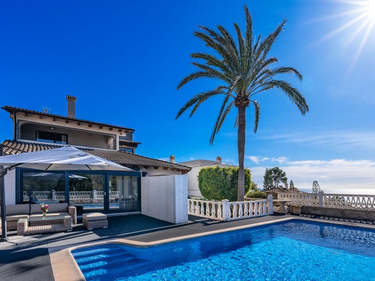 Villa for Sale in Costa D'en Blanes, Balearic Islands 1