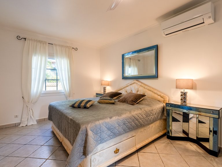 Villa for Sale in Santa Ponsa, Balearic Islands 14