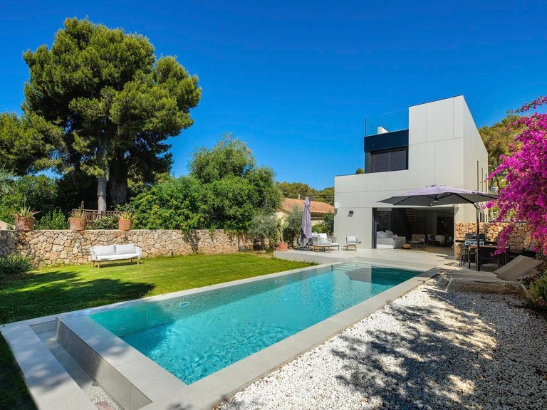 Villa for Sale in Portals Nous, Balearic Islands 1