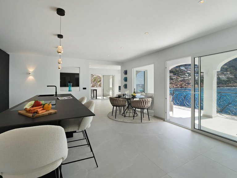 Apartment for Sale in Port D'andratx, Balearic Islands 6