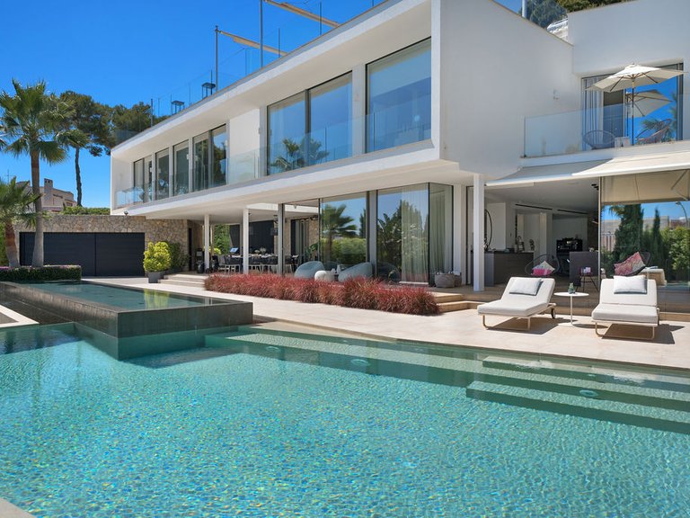 Villa for Sale in Sol De Mallorca, Balearic Islands 2