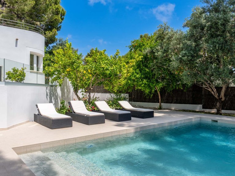 Villa for Sale in Santa Ponsa, Balearic Islands 2