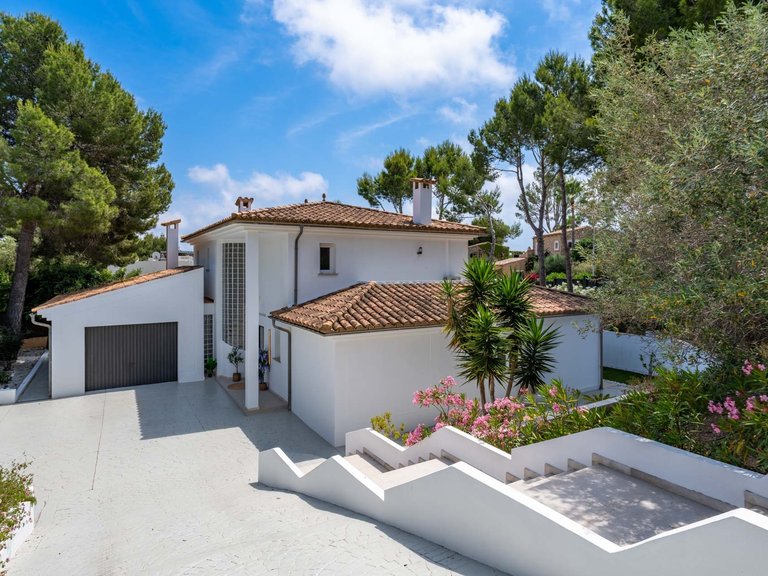 Villa for Sale in Santa Ponsa, Balearic Islands 21