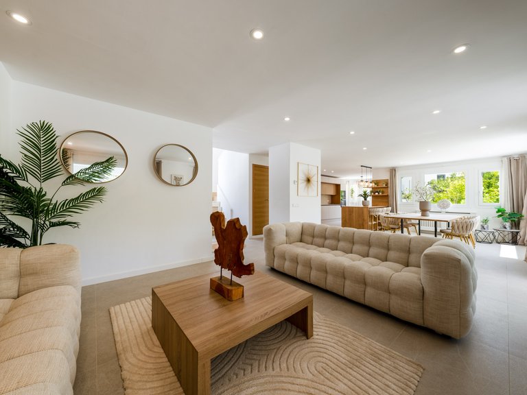 Villa for Sale in Santa Ponsa, Balearic Islands 10