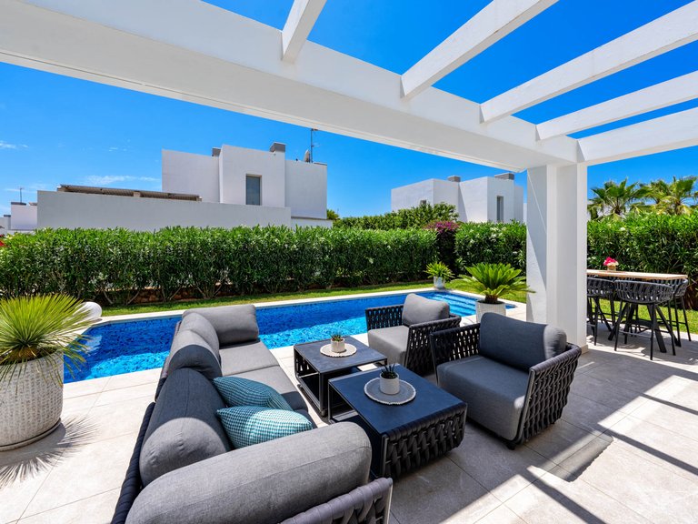 Villa for Sale in Sa Rápita, Balearic Islands 4
