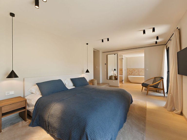 Country House for Sale in Andratx, Balearic Islands 16