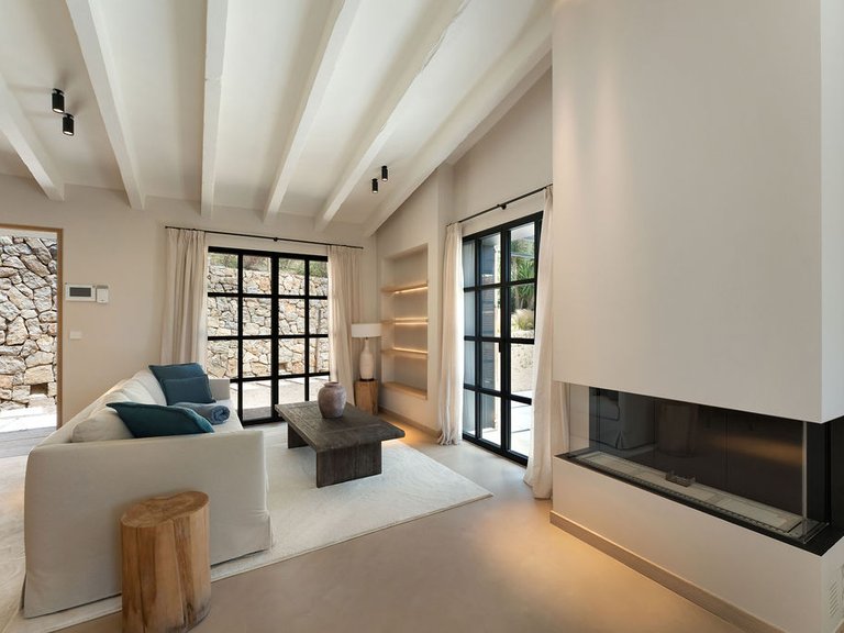 Country House for Sale in Andratx, Balearic Islands 8