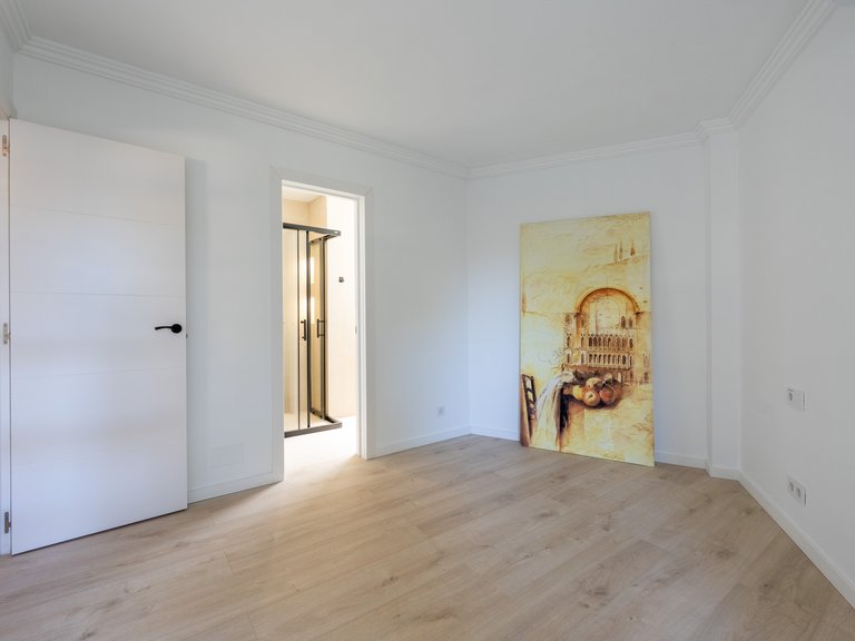 Apartment for Sale in Santa Ponça, Balearic Islands 7