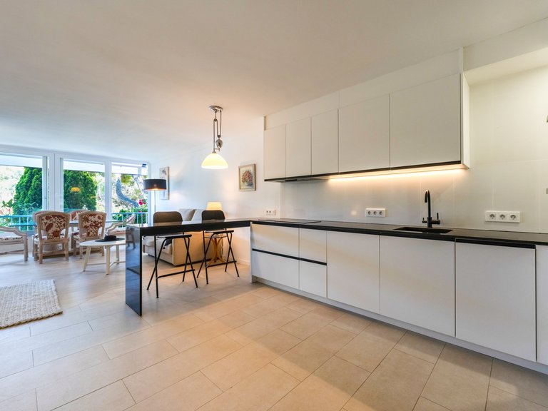 Apartment for Sale in Santa Ponça, Balearic Islands 1