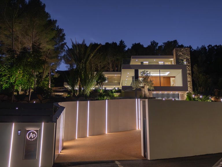Villa for Sales in Son Vida, Balearic Islands 78