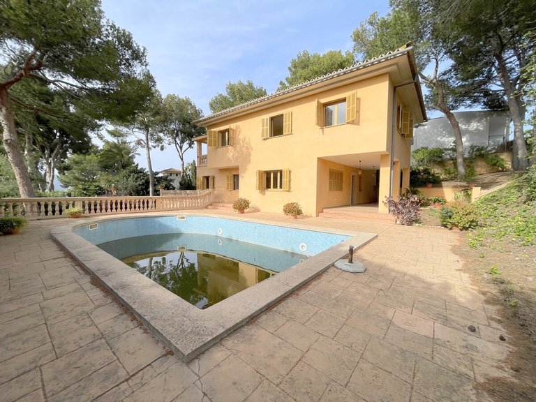 Villa for Sales in Santa Ponsa, Balearic Islands 75