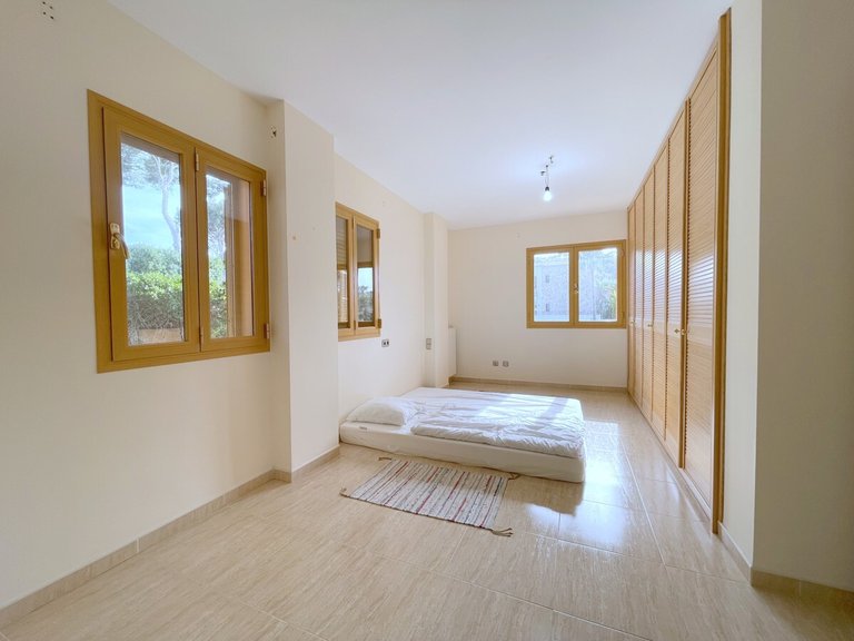 Villa for Sales in Santa Ponsa, Balearic Islands 43