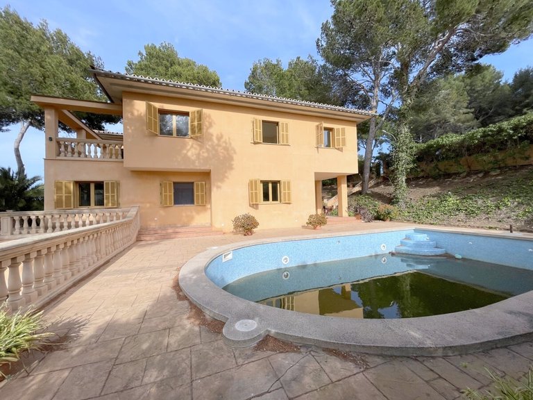 Villa for Sales in Santa Ponsa, Balearic Islands 74