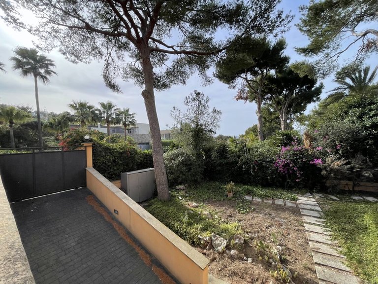 Villa for Sales in Santa Ponsa, Balearic Islands 73