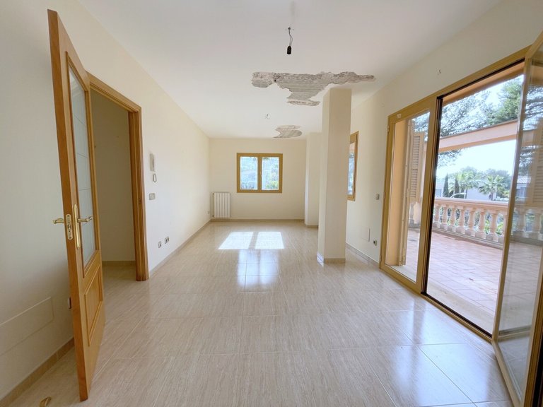 Villa for Sales in Santa Ponsa, Balearic Islands 33