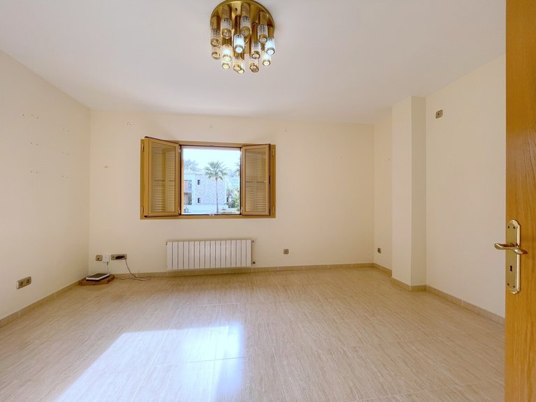 Villa for Sales in Santa Ponsa, Balearic Islands 41