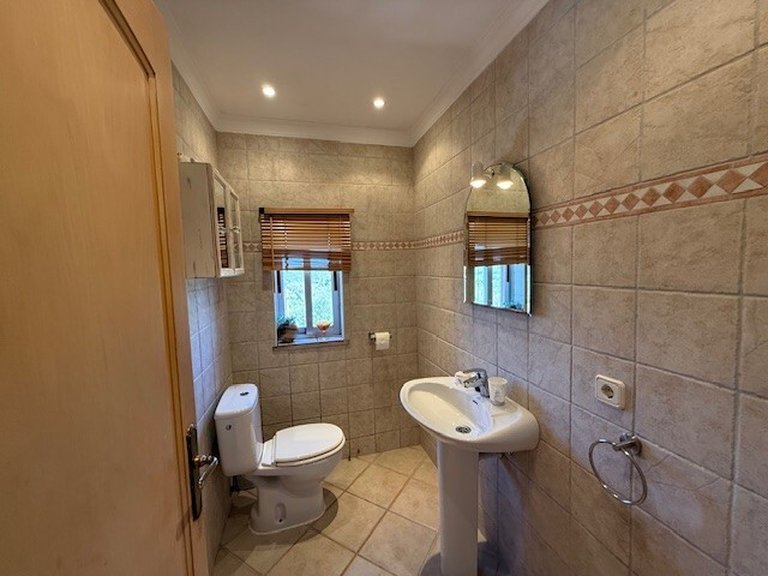 Villa for Sales in Santa Ponsa, Balearic Islands 28