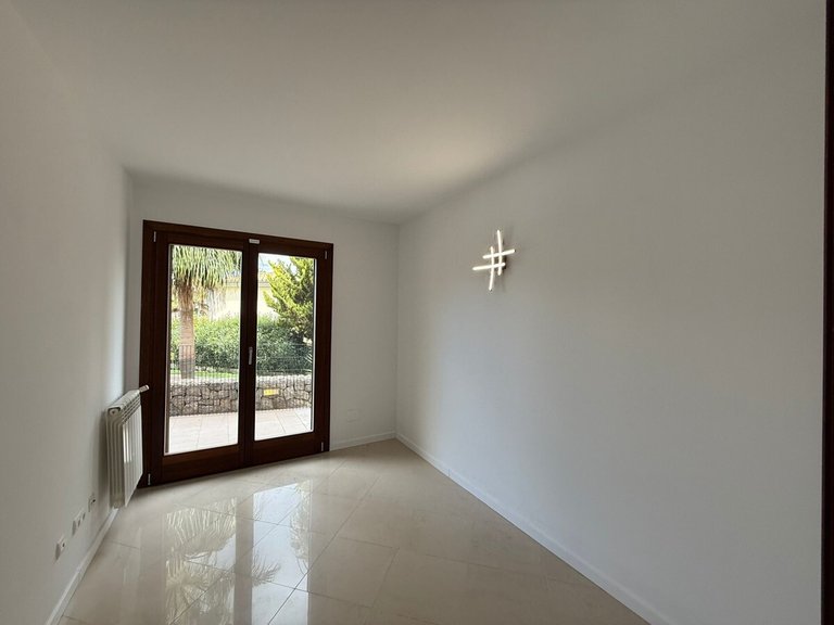 Villa for Sales in Santa Ponsa, Balearic Islands 17