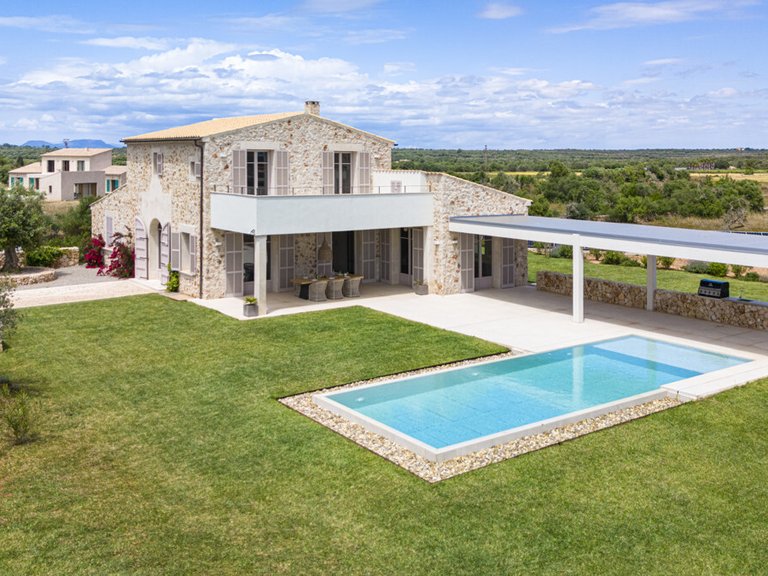 Country House for Sales in Ses Salines, Balearic Islands 38