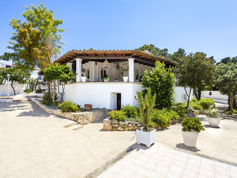 Villa for Sales in Torrenova, Balearic Islands 10