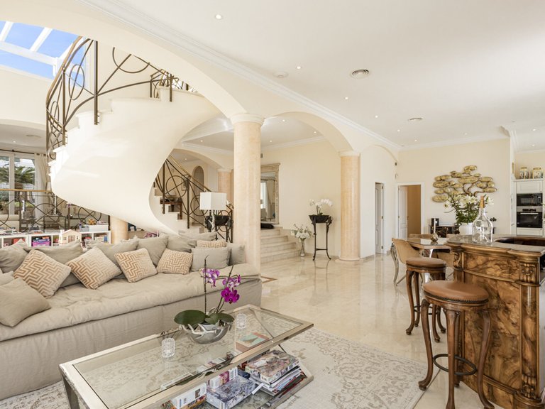 Villa for Sales in Torrenova, Balearic Islands 12