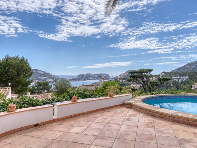 Villa for Sales in Port D'andratx, Balearic Islands 17
