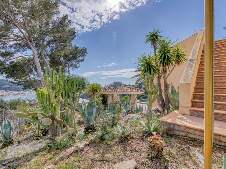 Villa for Sales in Port D'andratx, Balearic Islands 33
